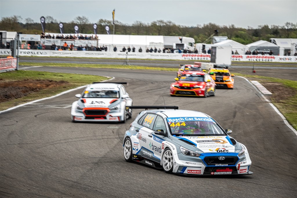 Vigtige point på kontoen efter hård TCR-premiere
(Foto: Grippo)